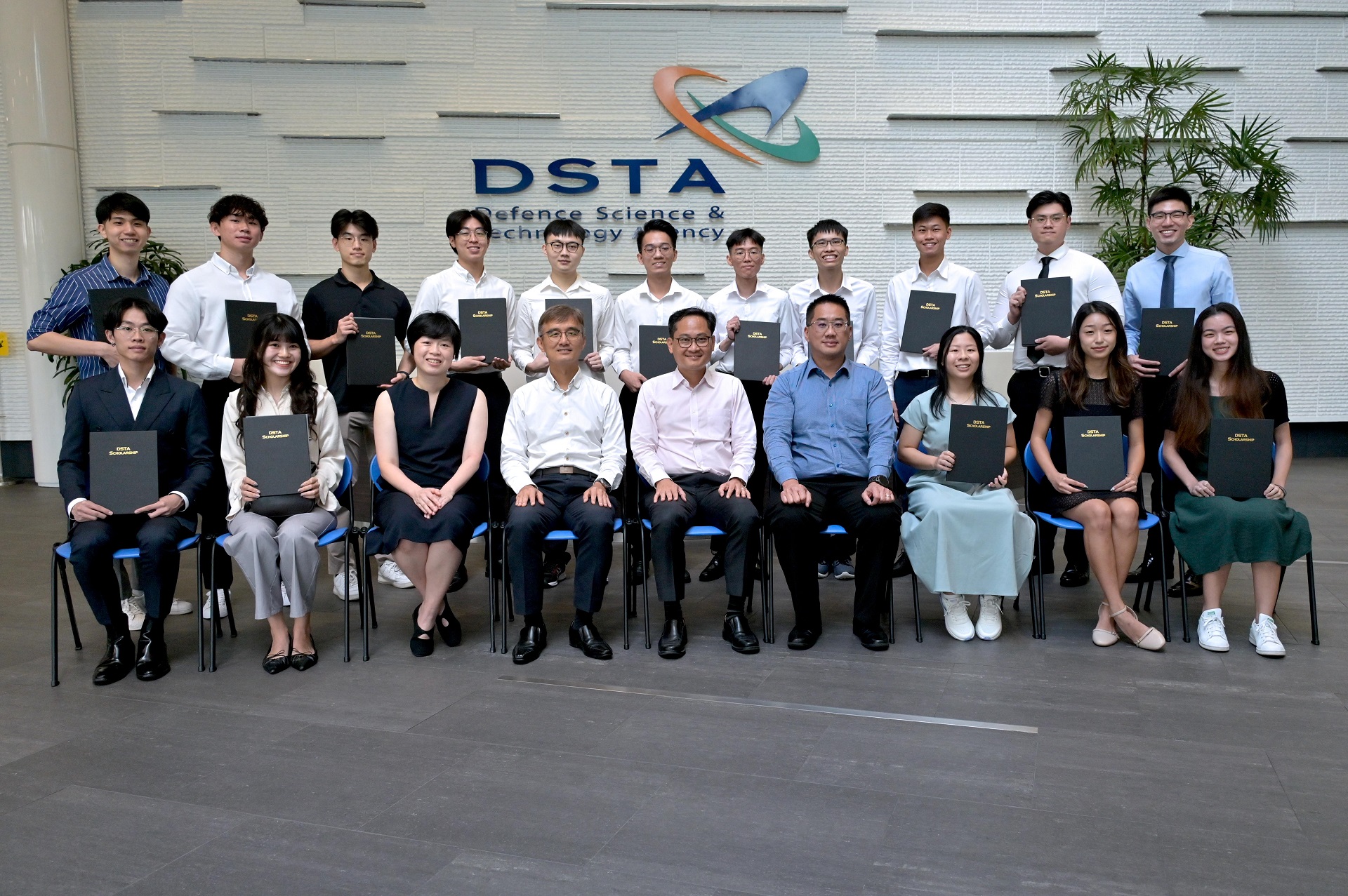 231030_DSTA Scholarships Award Ceremony_02