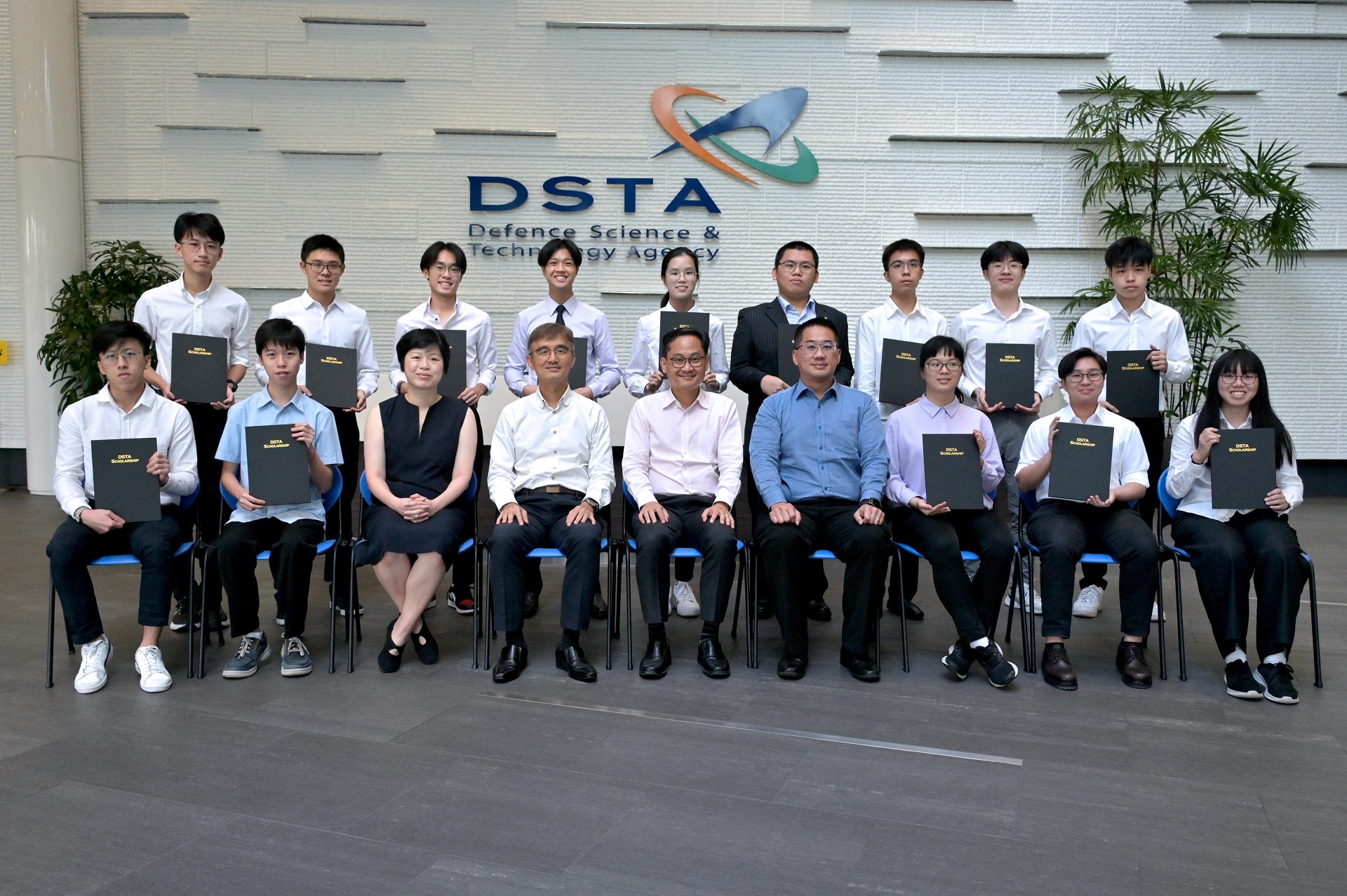 231030_DSTA Scholarships Award Ceremony_03